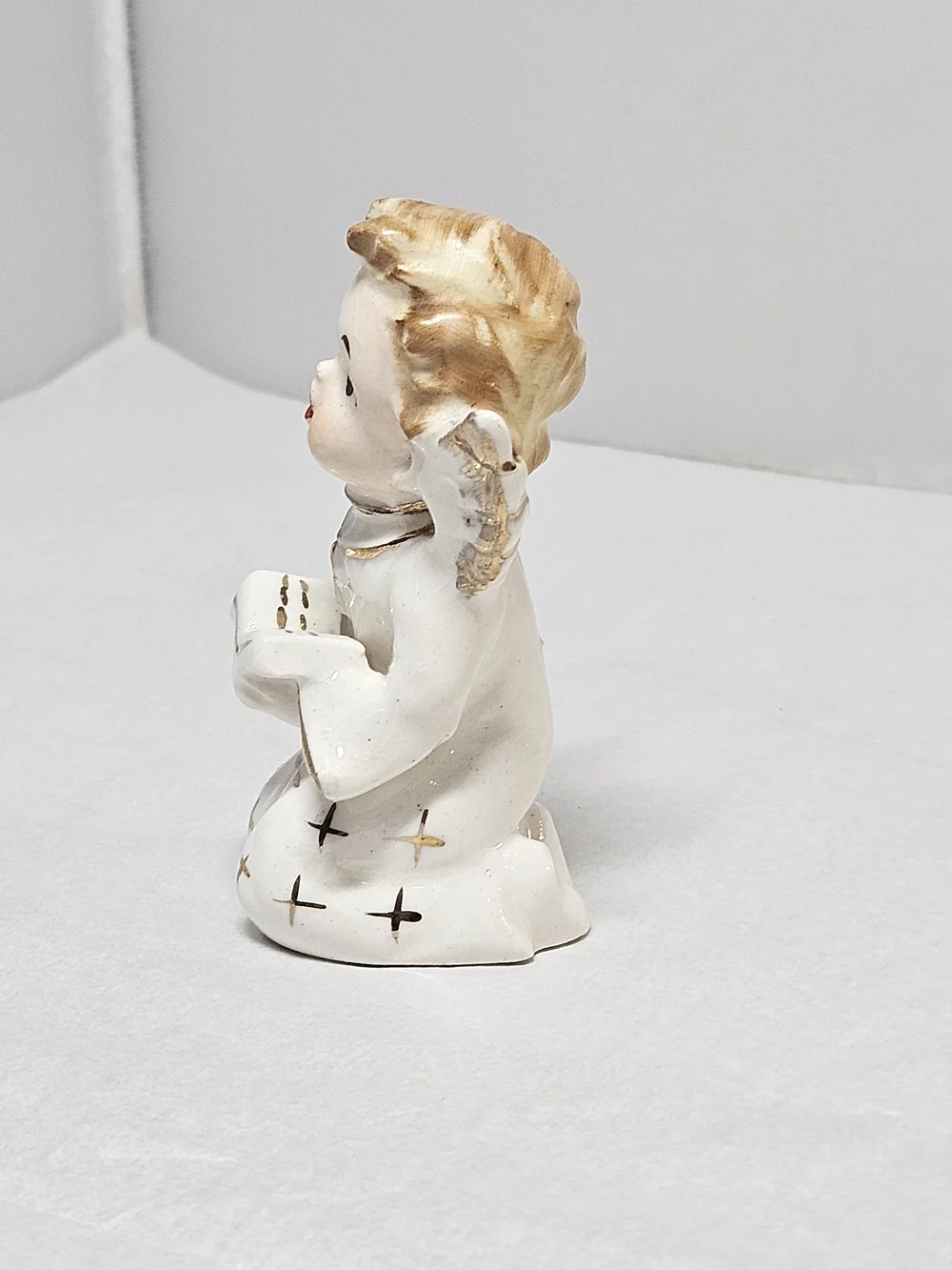 Vintage Artmark Porcelain Singing Choir  Angel Figurine Figure